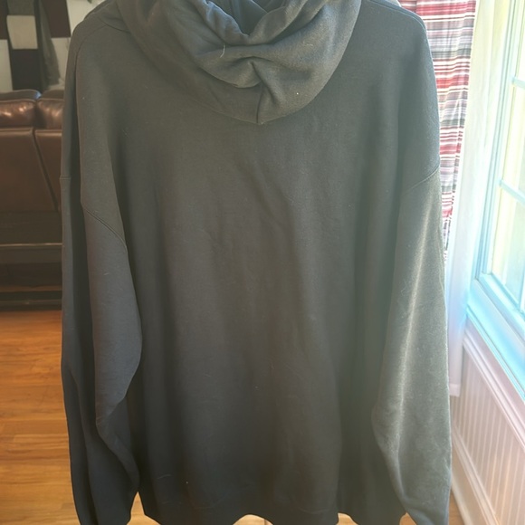 UGA sweatshirt - Picture 3 of 3